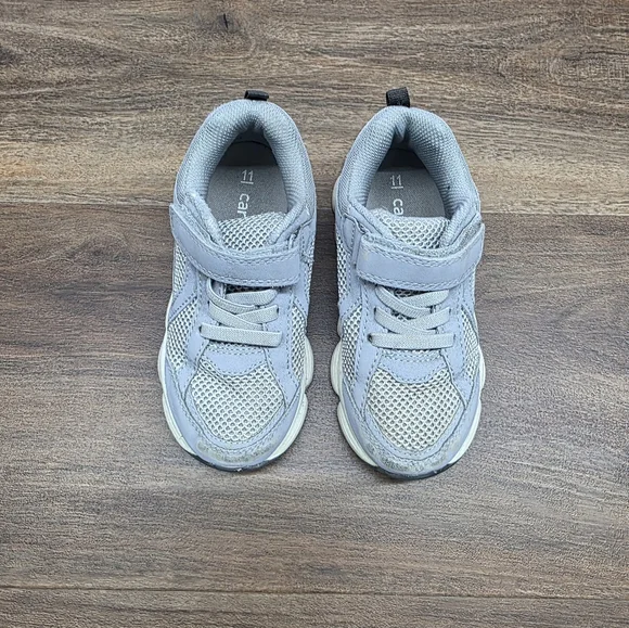 Bundle of Carters Toddler Boy Dinosaur/Gray Shoes SIZE: 11 - Picture 8 of 14
